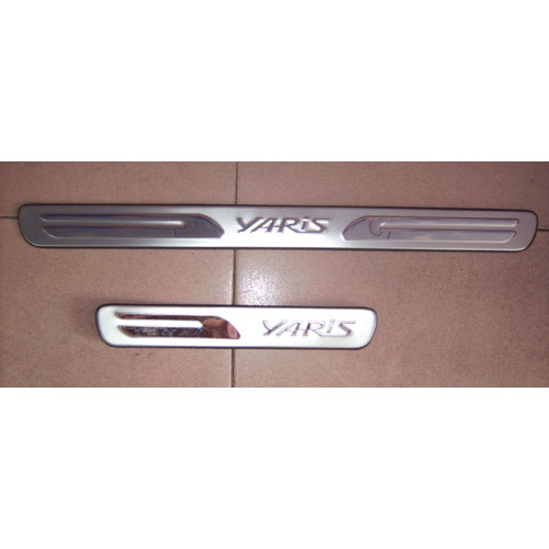 Duel tone door sills