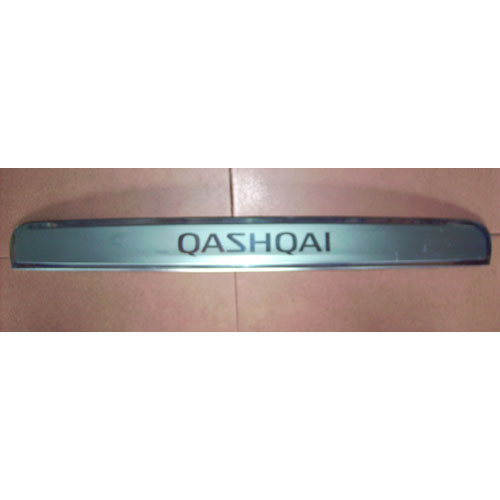 QASHQAI Rear trunk lid cover