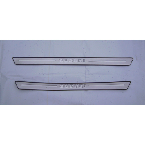 SUZUKI Duel tone door sills