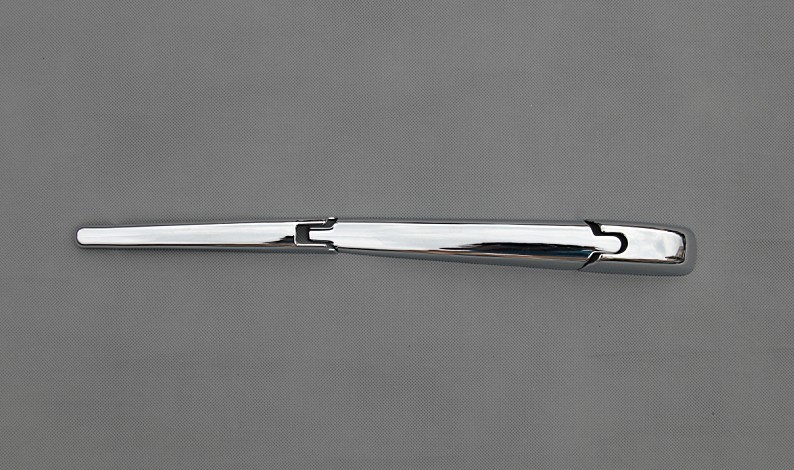 HIGHLANDER 2012 Rear wiper cover