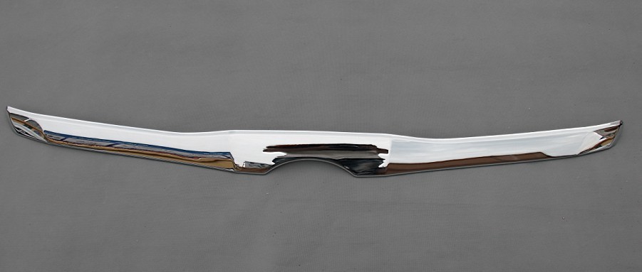 INNOVA 2013 Front grill trim